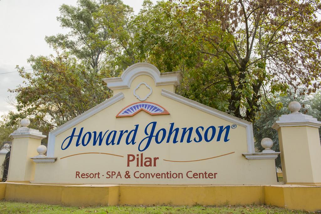 Howard Johnson Pilar Resort Spa & Convention Center Buitenkant foto